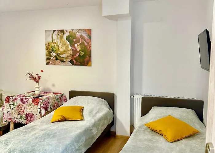 Apartament Nr 1 Lub 2 Przy Sali Kominkowej