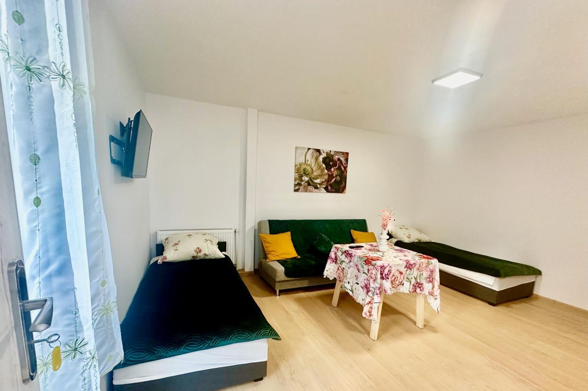 Apartment Nr 1 Lub 2 Przy Sali Kominkowej Przeczyce